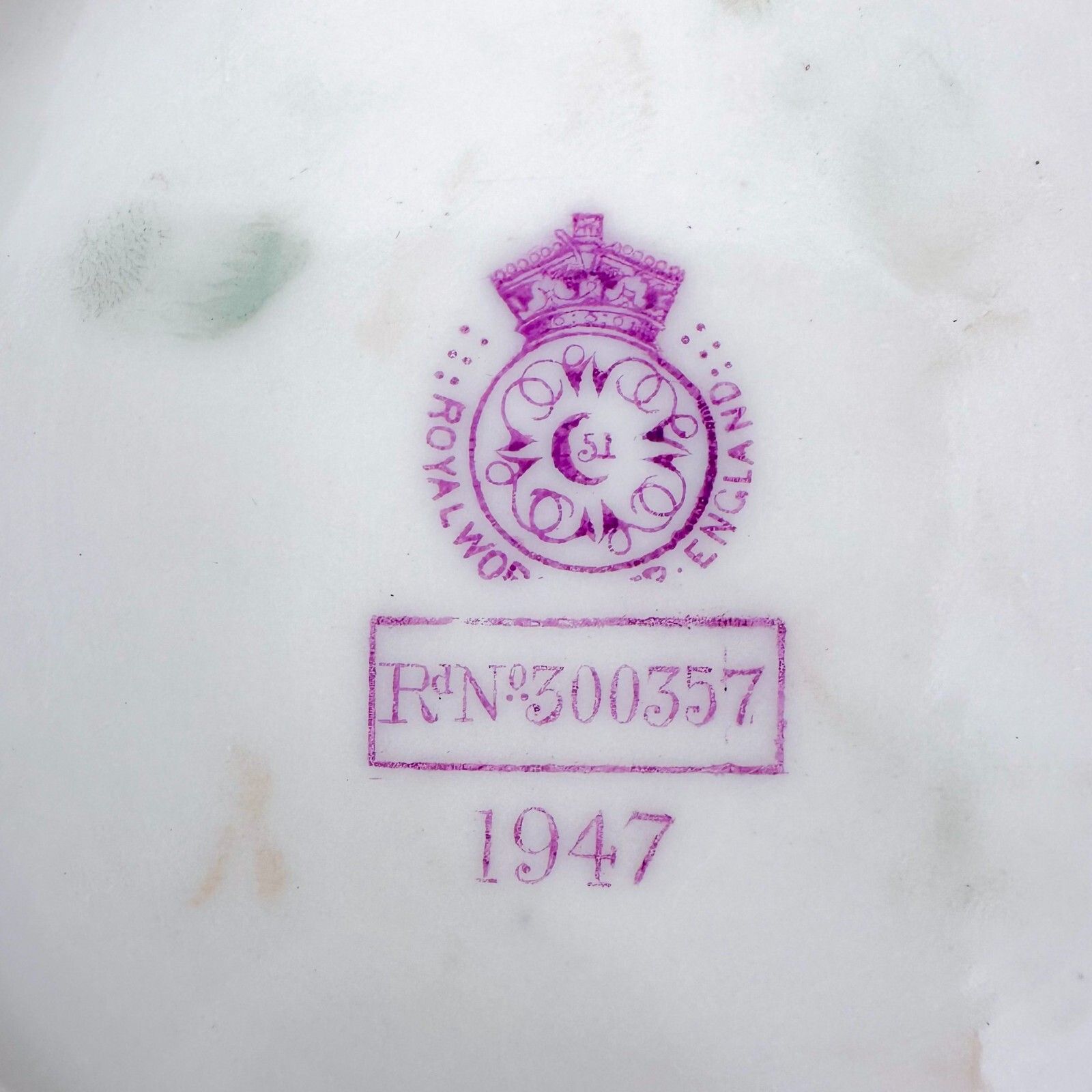 photo furniture Antique Art Nouveau Royal Worcester Porcelain Blush Planter Jardiniere Cache Pot