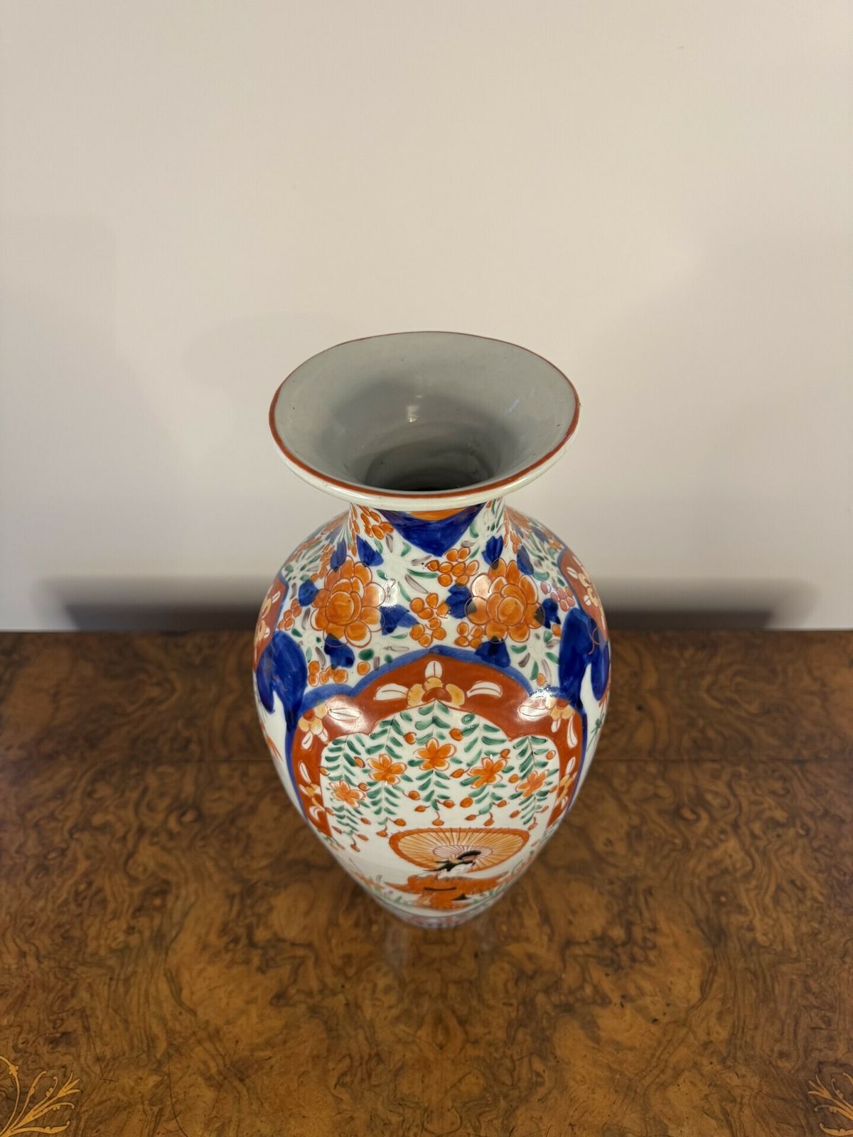 Outstanding Quality Large Pair Of Antique Japanese Imari Vases photo 1075.0