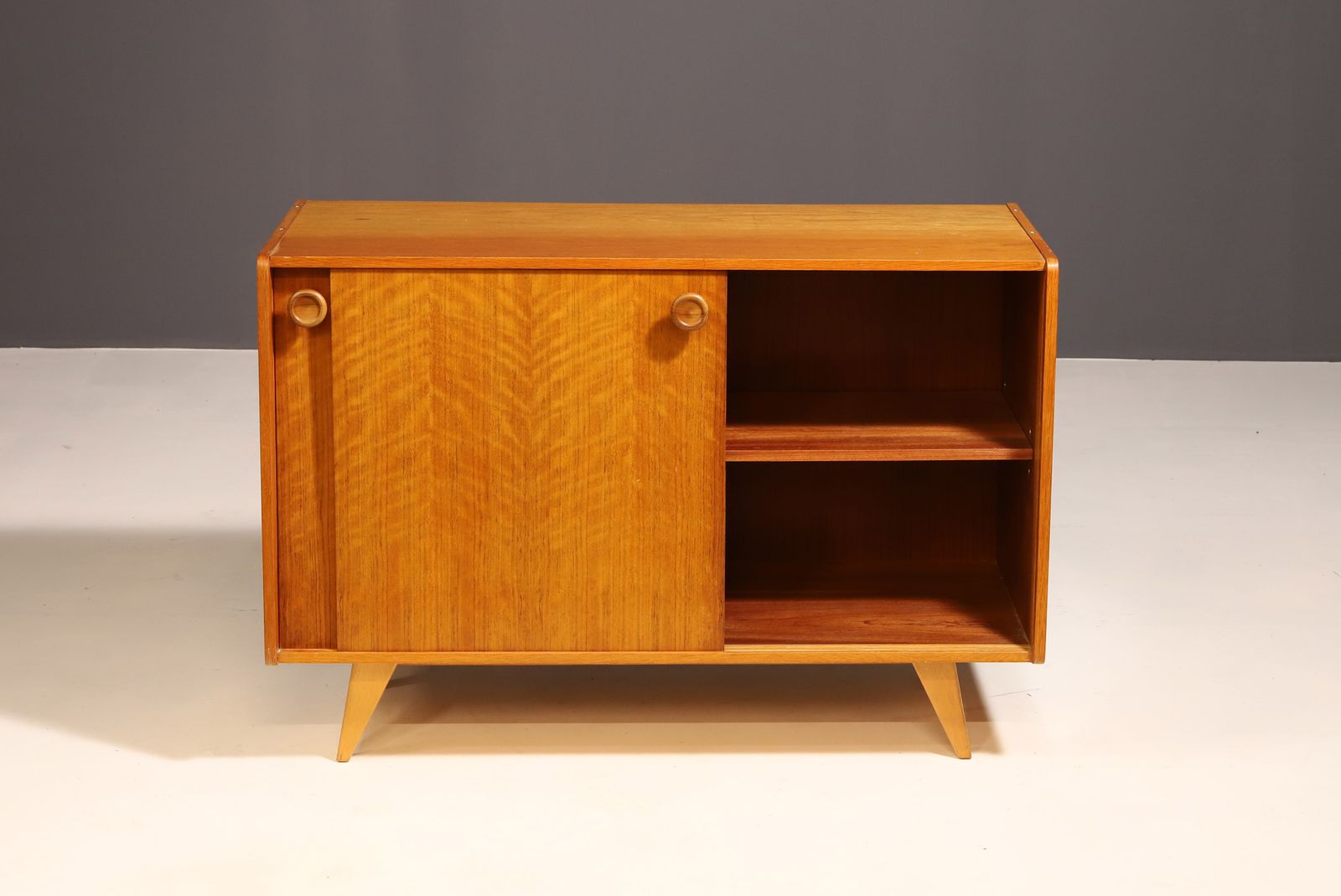 Mid Century Cabinet U452 By Jiří Jiroutek For Interiér Praha, Czechoslovakia, 1960´S photo vintage