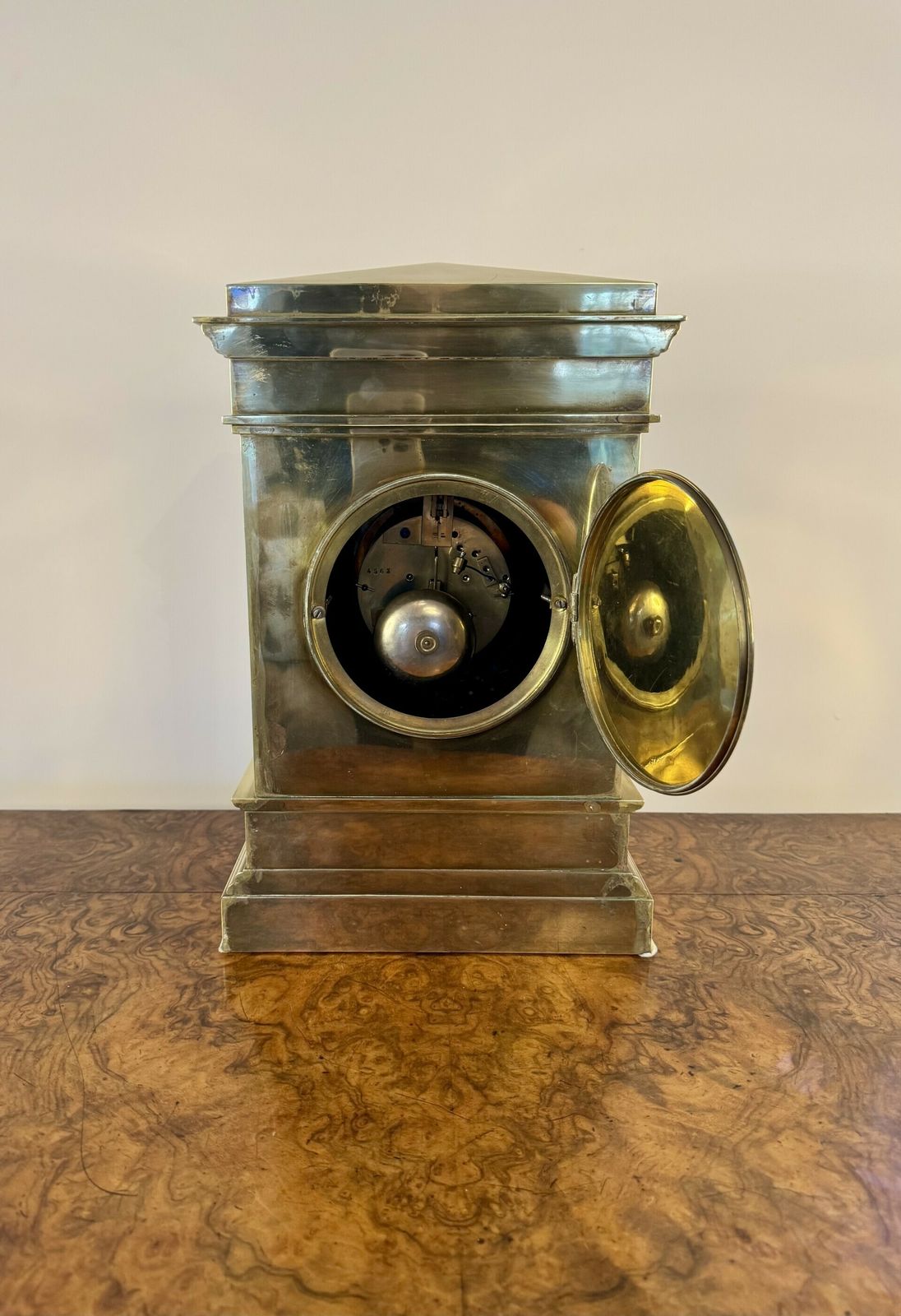 Outstanding Quality Antique Brass French Mantle Clock photo 1095.0