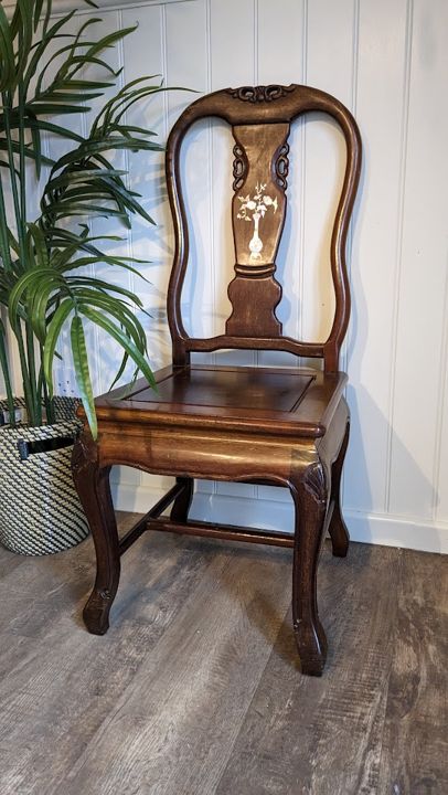 Queen Anne Style Wooden Dining Chair photo furniture