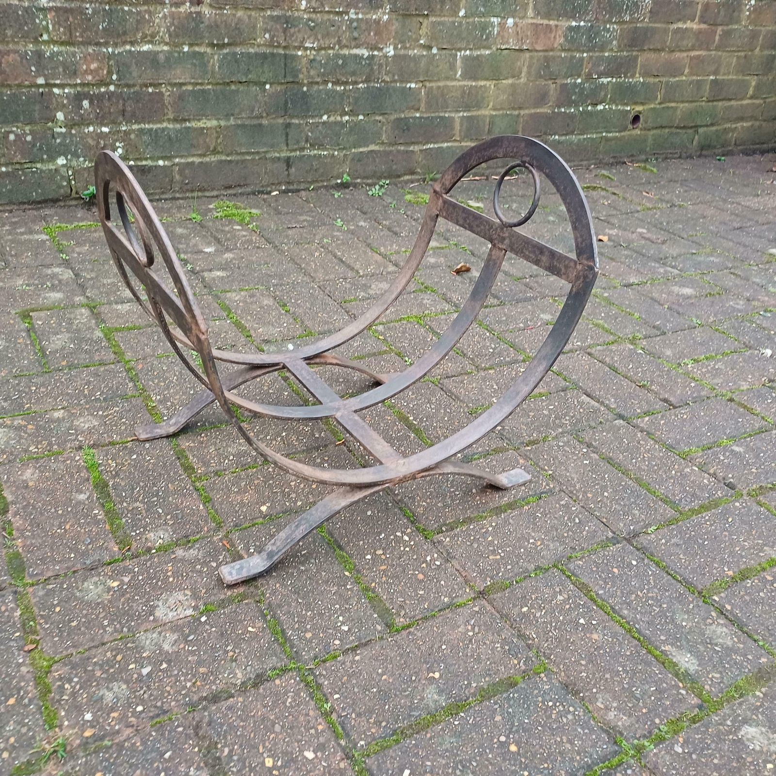 Beautiful Vintage Iron Or Steel Metal Fire Basket Delightful Age Worn Finish. photo 145.0