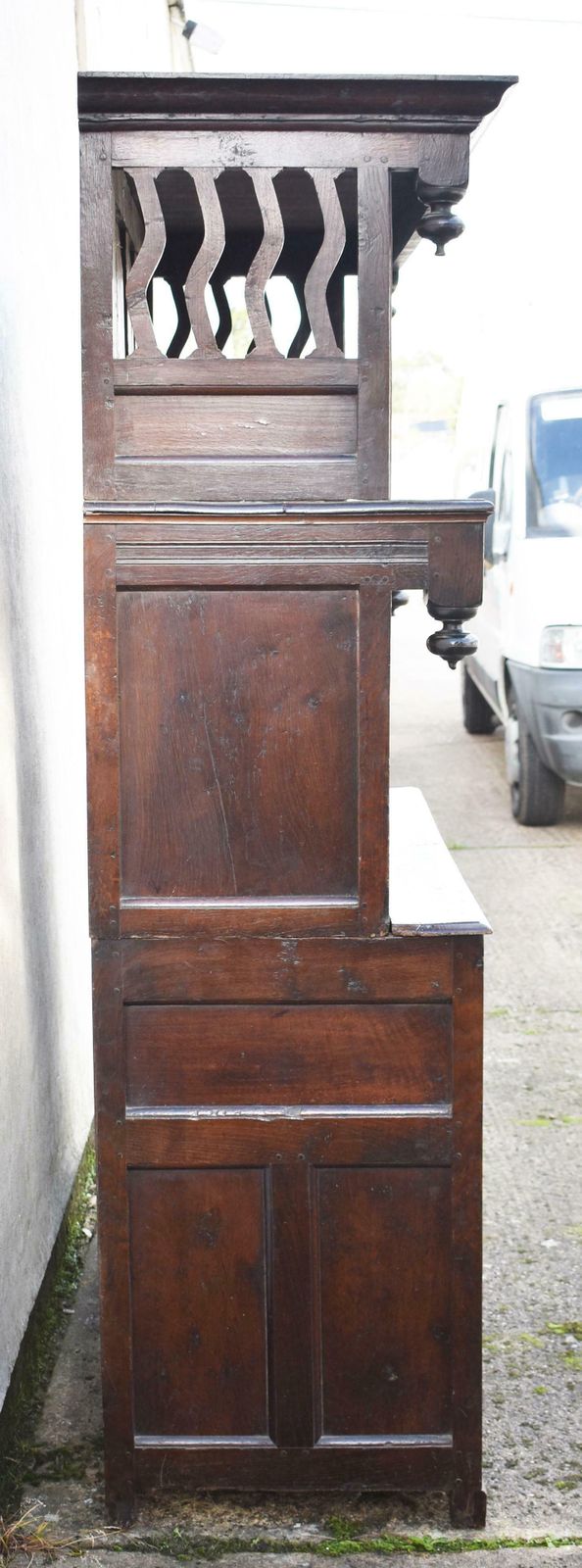 Mid 18th Century Welsh Oak Tridarn, Circa 1730 photo 5046.0