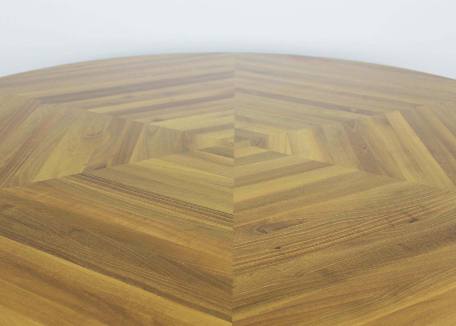 photo for sale Mario Bellini La Rotonda Round Table In Walnut Wood By Cassina 1980s