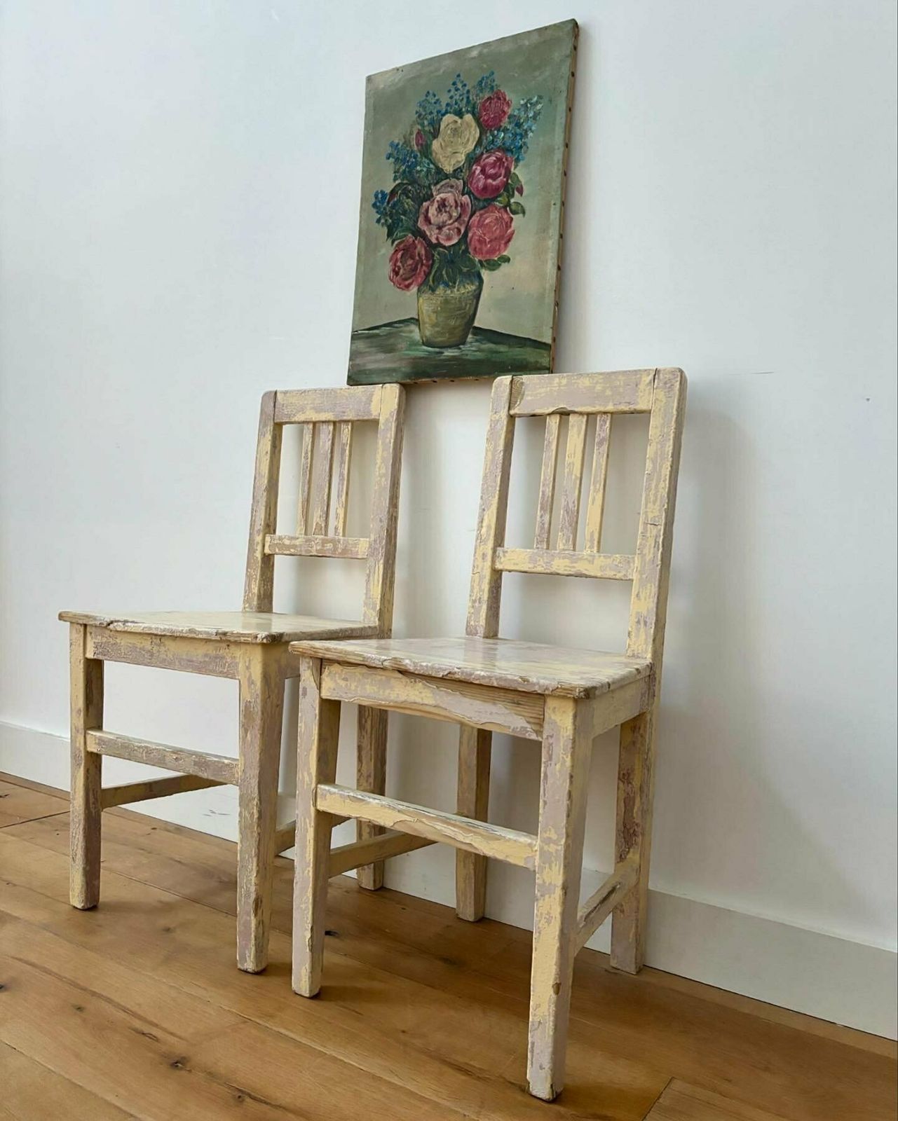 A Pair Of French Painted Chairs photo 174.0