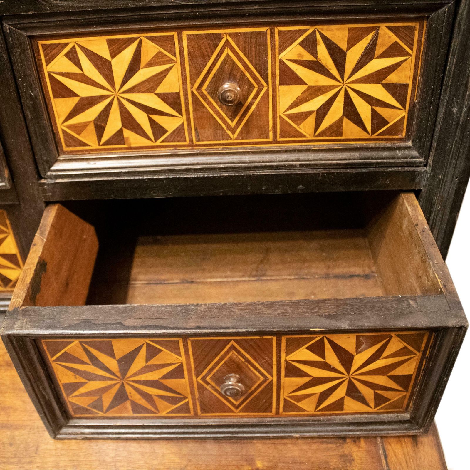 Charles IV Secretaire With Drawers With Inlaid Work. Spain, 18th Century. photo 37785.0