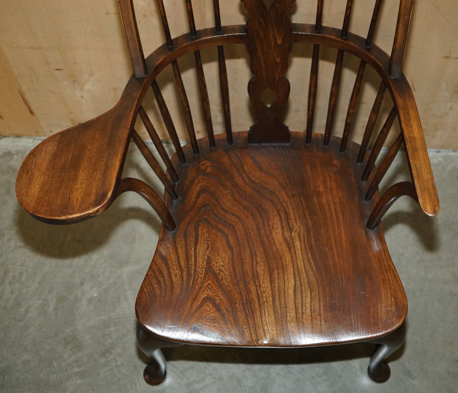 Super Rare, Highly Collectable Antique Victorian Windsor Armchair With Table Arm photo 4750.0