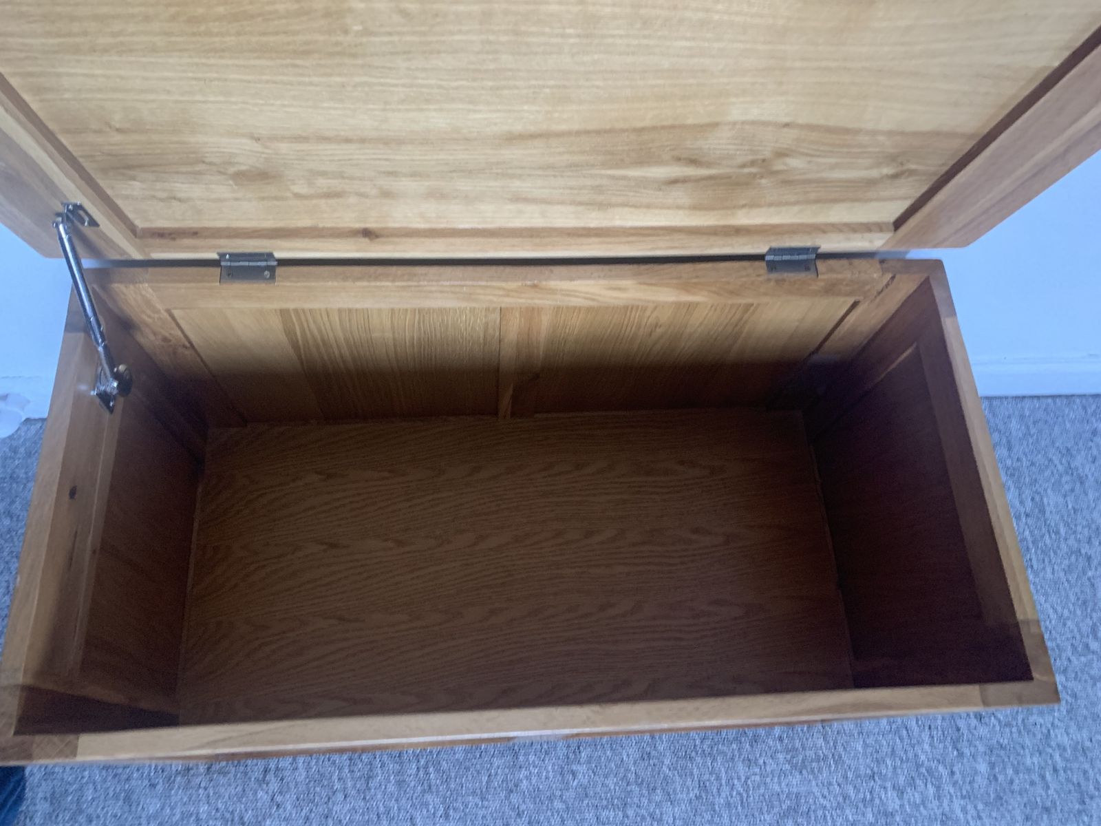 140.0 Oak Furniture Land Rustic Oak Storage. Paid £369.99 photo