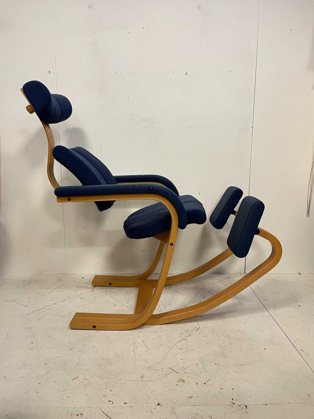 Stokke Duo 80s 90s Ergonomic Kneeling Office Lounge Chair Blue By Peter Opsvik photo furniture