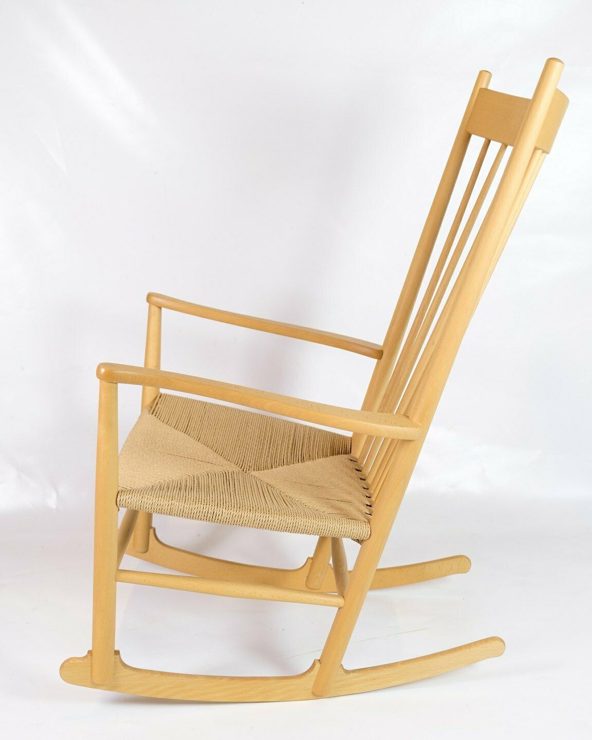 Rocking Chair Model J16 In Beech Wood & Envelope Braid By Hans J. Wegner For Fdb Furniture photo 1240.0