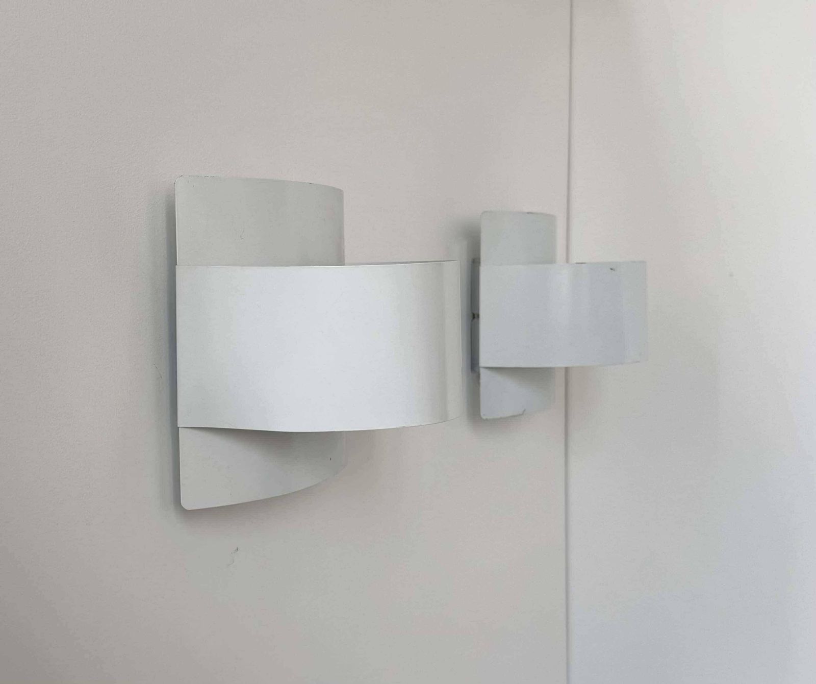 Pair Of Vintage Wall Lights, White Lacquered Metal, Peter Celsing Sweden 1960 photo furniture