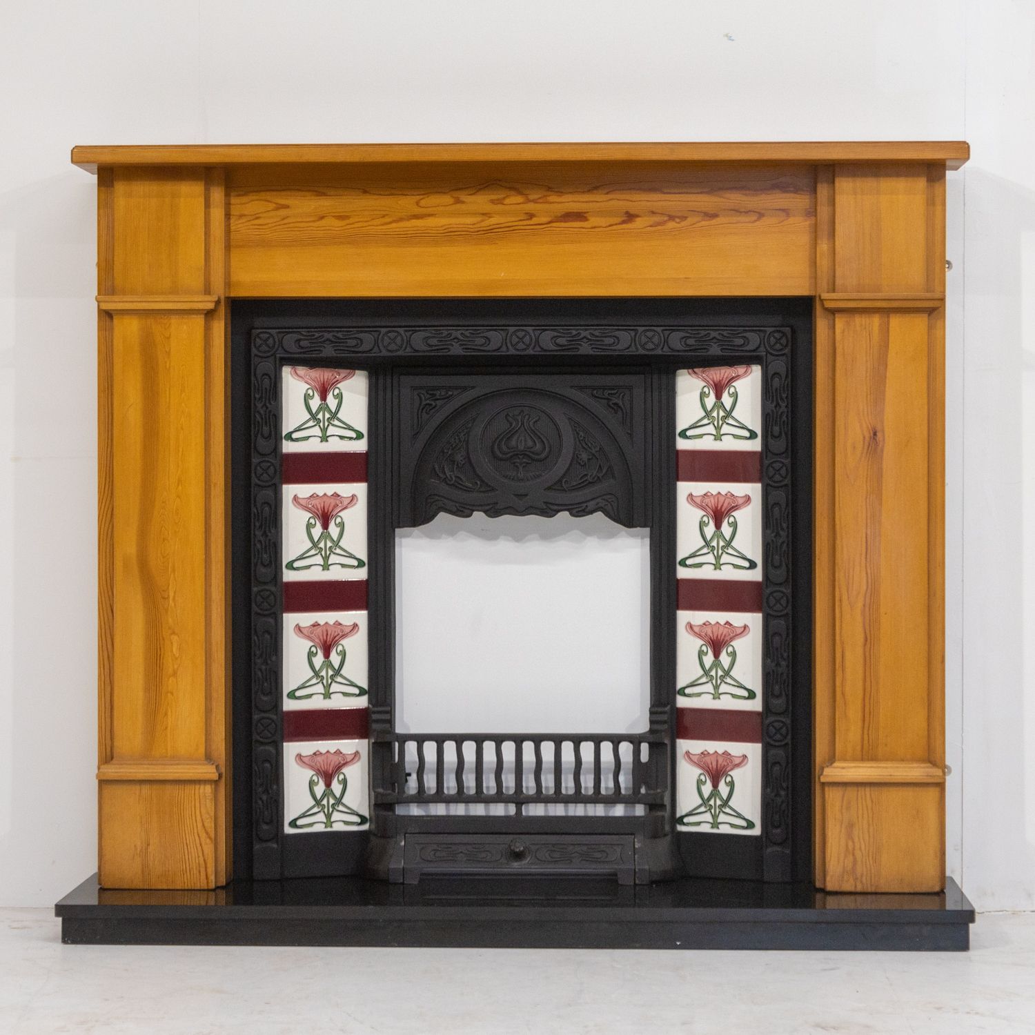 Reclaimed Fireplace With Pine Surround And Granite Hearth Rwi9177 photo for sale