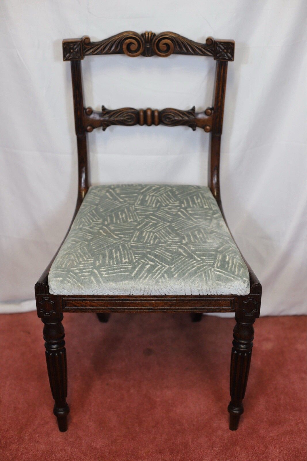 photo vintage Beautiful Set Of Six Regency Rosewood Dining Chairs