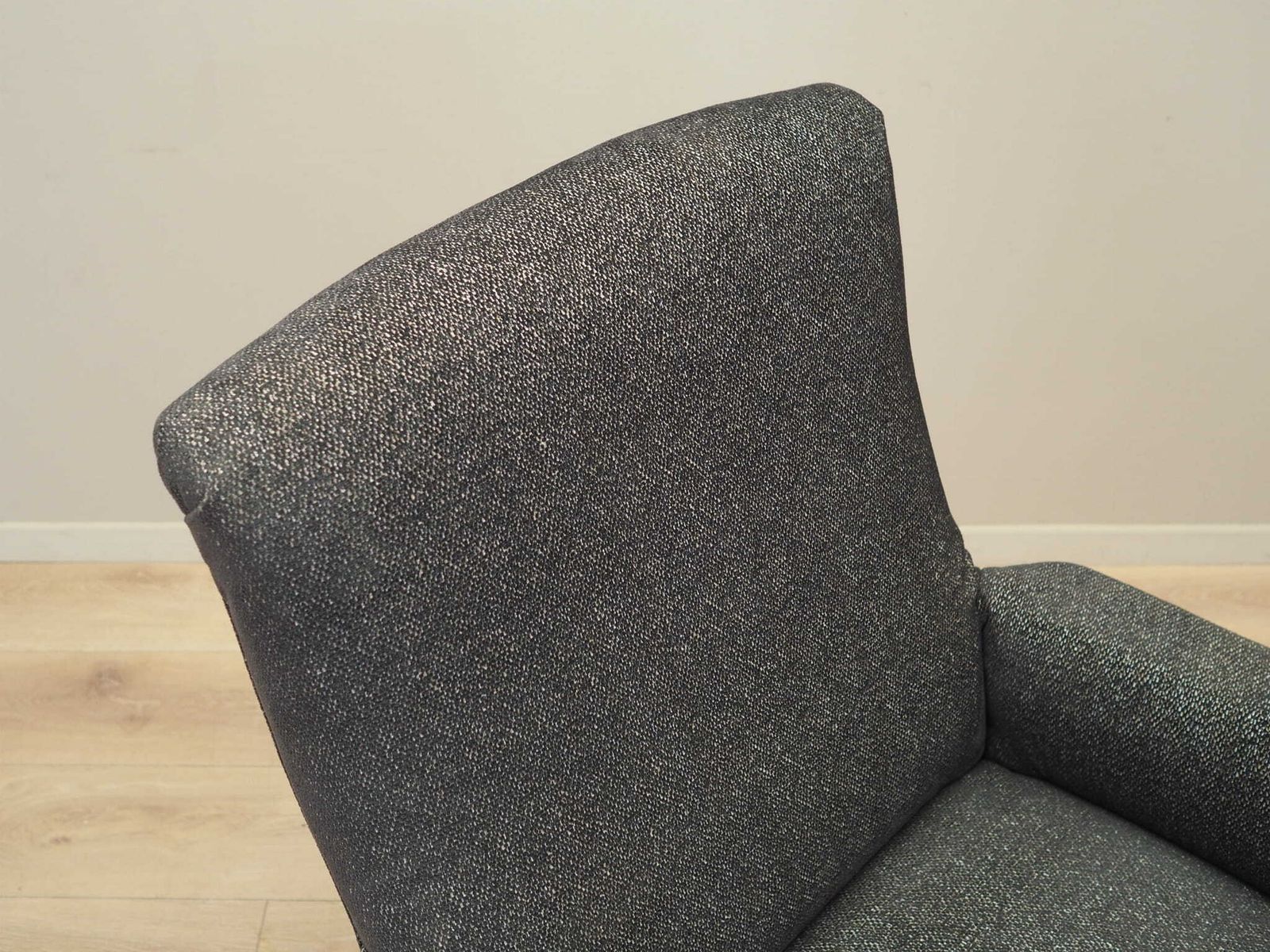 photo for sale Grey Armchair, Italian Design, 1970s, Production: Italy