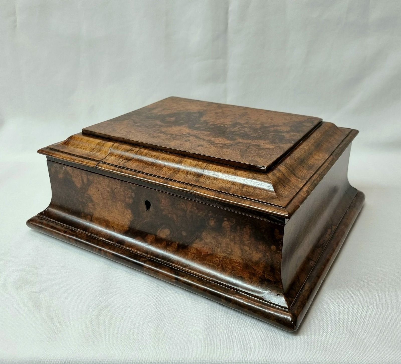 A Unique And Rare 18th Century Burr Walnut Veneered Box With Attractive Dusky Red Leather Interior, Suitable For A Variety Of Potential Uses photo furniture