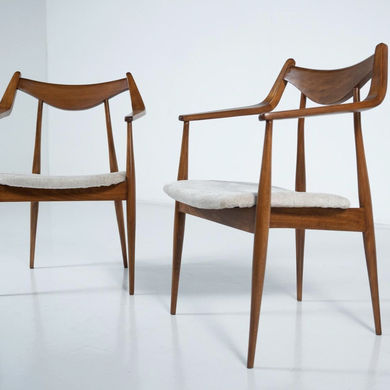 photo furniture Pair Of Armchairs By Heczendorfer László, Hungary, 1960