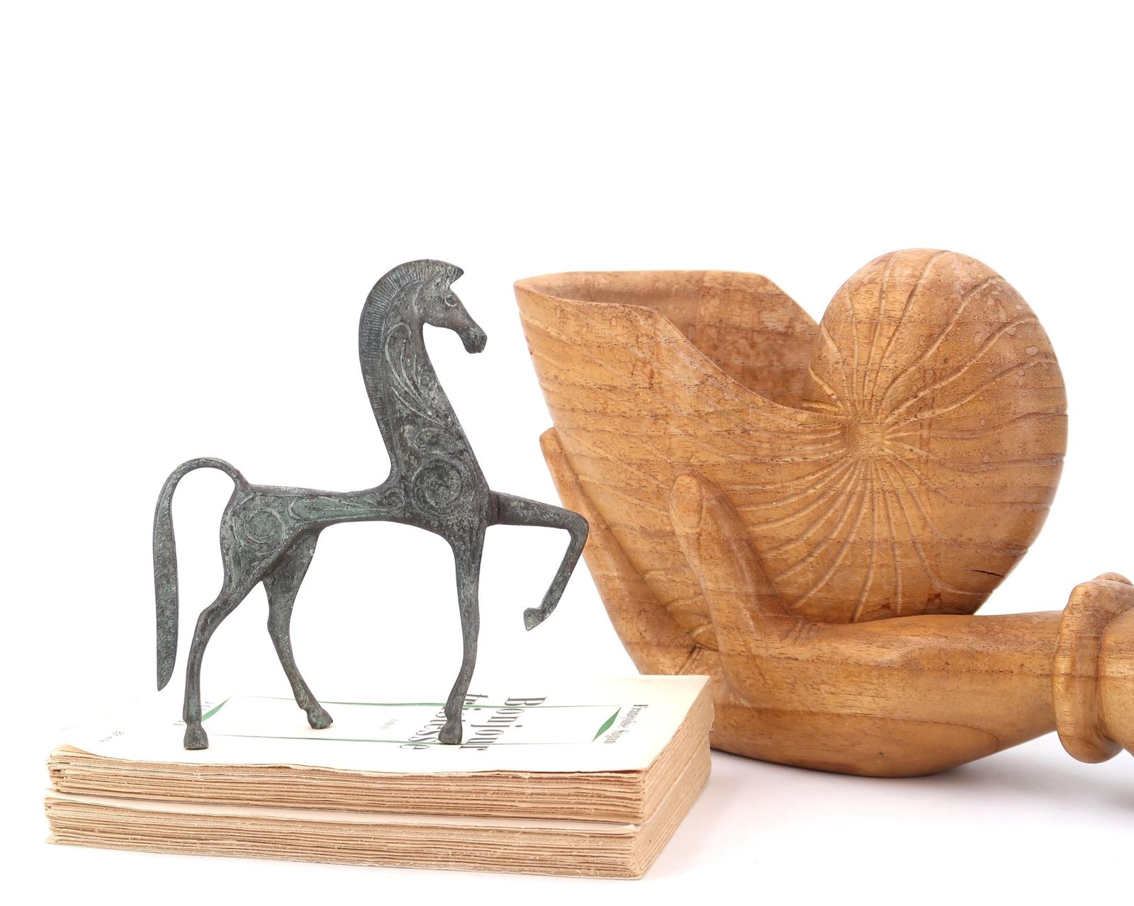 Grote Houten Schaal, Hand Met Schelp, Jaren 1970 / Gesneden Hout, Badkamer, Boho Chic, Bohemian, Folk, Ringschaaltje, Sieradenhouder photo for sale