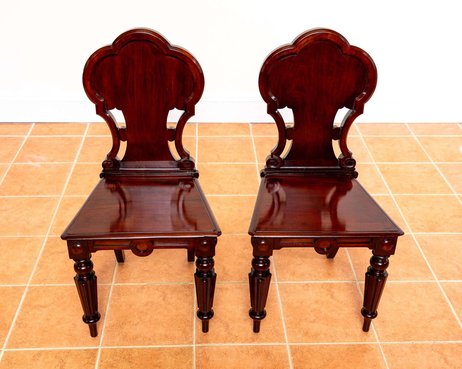 photo vinterior Pair Of Regency Mahogany Hall Chairs 1810 Gillows Of Lancaster Country House Fine Antique Large Carved