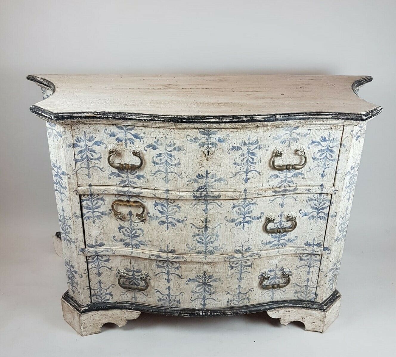 Crossbow Chest Of Drawers In Painted Wood (Possibility Of A Pair) Price Per Piece photo for sale
