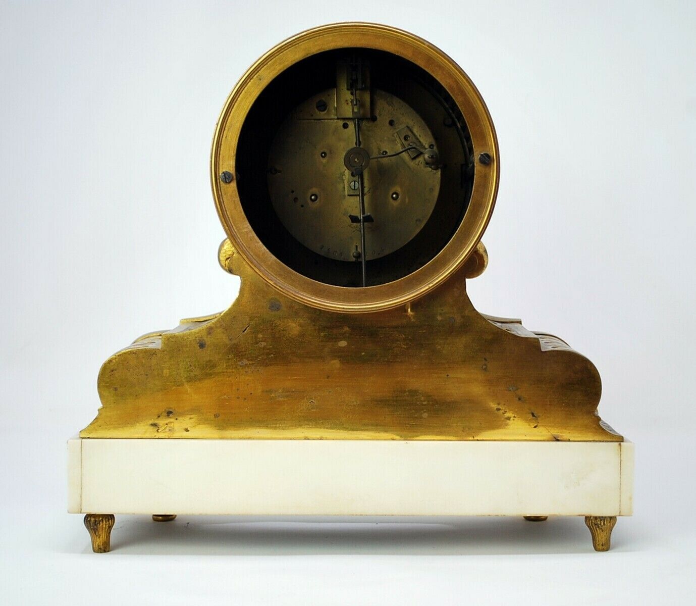 photo furniture Louis XVI Clock In White Marble And Gilt Bronze