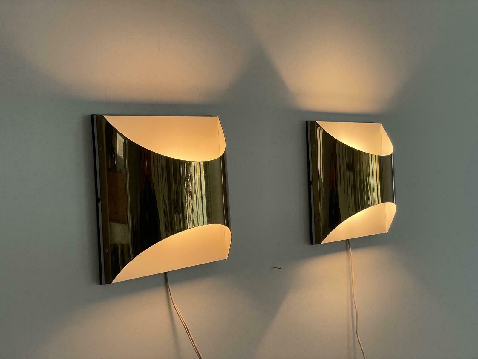 Model Quadrotto Brass Pair Of Sconces By Enrico Tronconi, 1980s, Italy photo Lighting