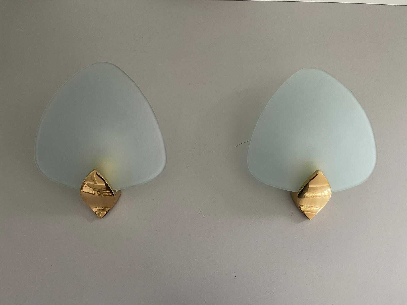 Italian Green Thick Glass Leaf Shaped Pair Of Sconces With Gold Details, 1970s, Italy photo Lighting