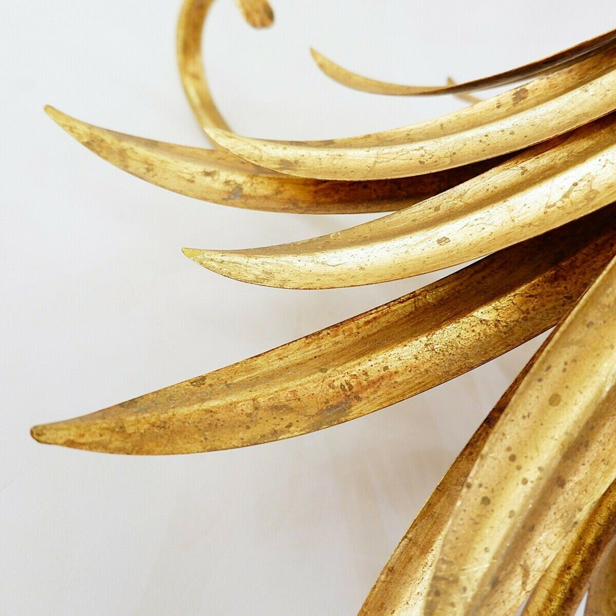 photo vinterior Vintage Gilt Metal Sheaf Of Wheat Coffee Table In The Style Of Coco Chanel, 1960
