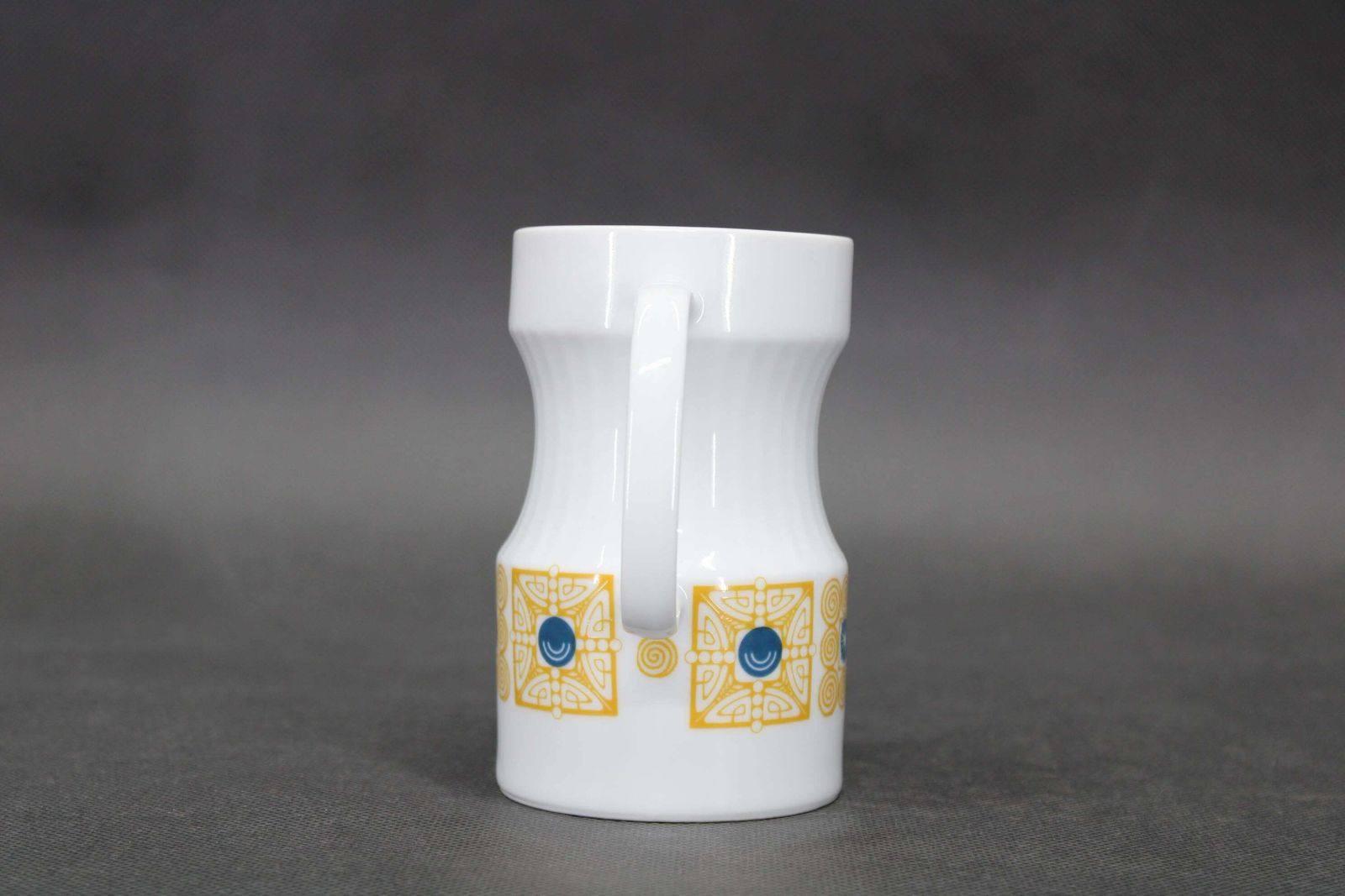 1256.0 1964 Jaroslav Jezek Exlusive Porcelain Tea Set "Nefertiti", Czechoslovakia photo
