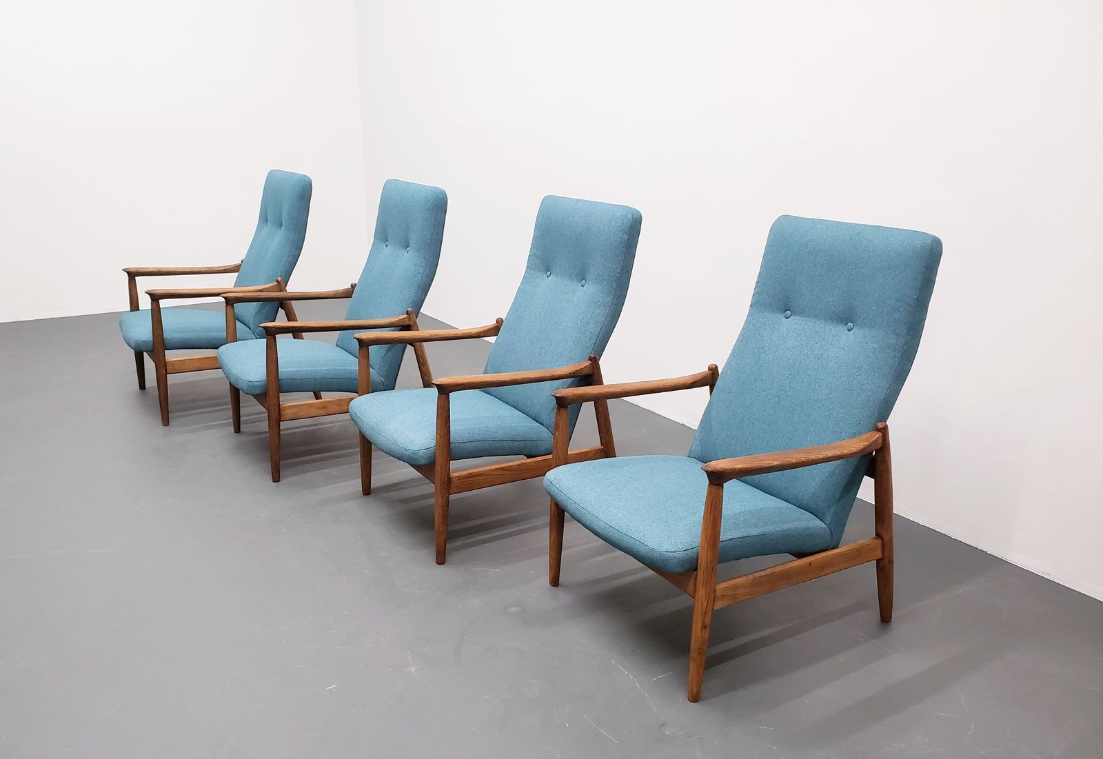 1965 Chair By Edmund Homa, Model Gfm 64 High Blue