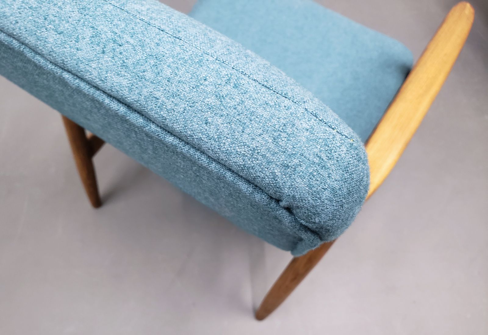 Set Of Two   1965 Chair By Edmund Homa, Model Gfm 64 High Blue photo vintage