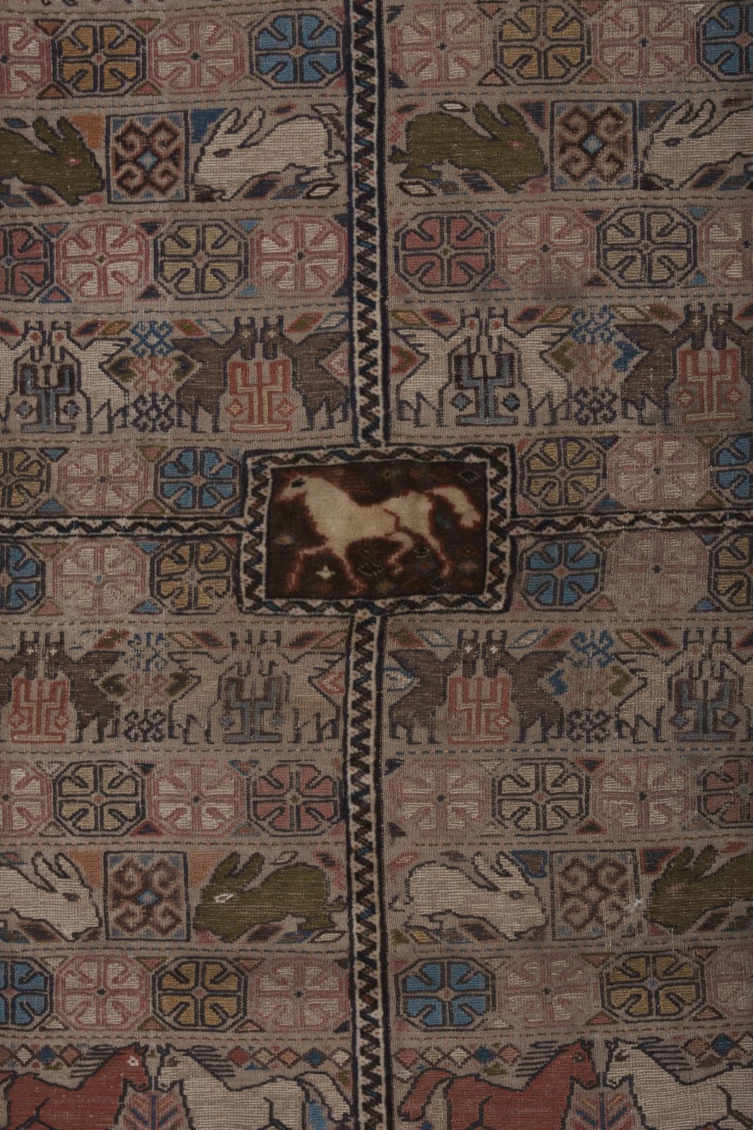 1950s Gabbeh Rug In Animal Pictorials 4'5'' X photo Textiles