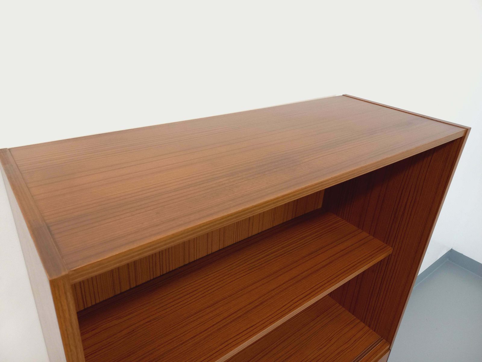 Scandinavian Style Bookcase In Melamine And Teak photo vintage
