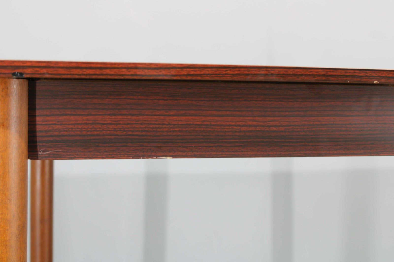 1970s Italian Extendable Dining Table photo 441.0