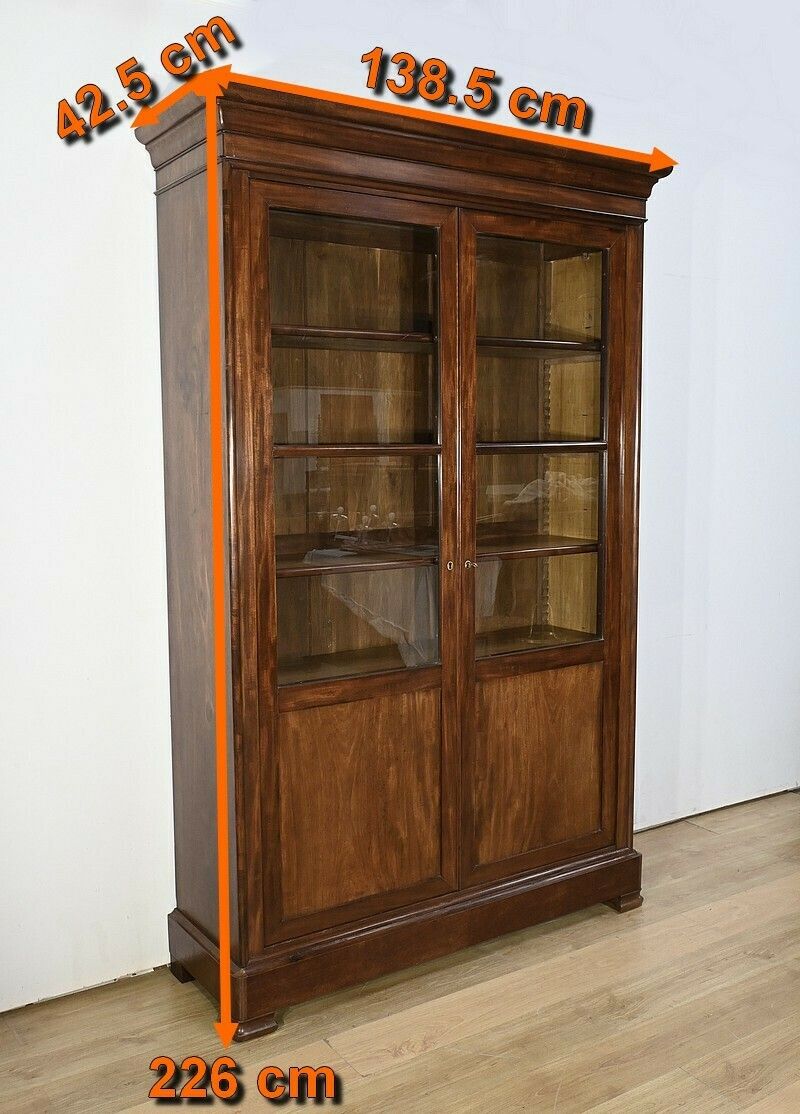 photo vinterior Glass Fronted Mahogany Bookcase, Restoration Period – 1st Part Of The 19th Century