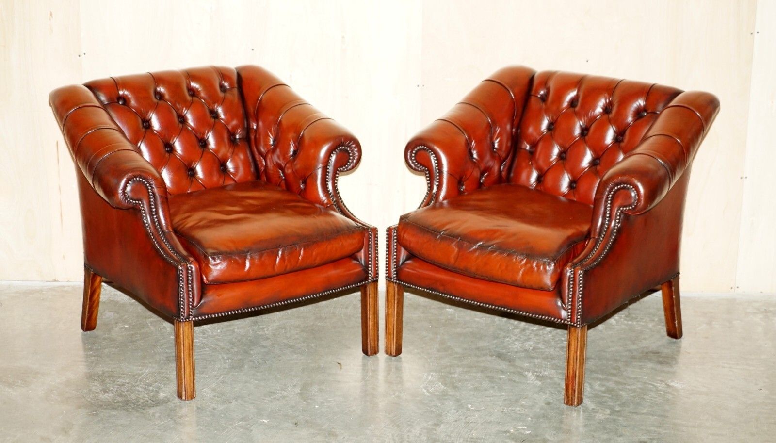 Fine Pair Of Restored Chesterfield Lutyens Viceroy Brown Leather Club Armchairs