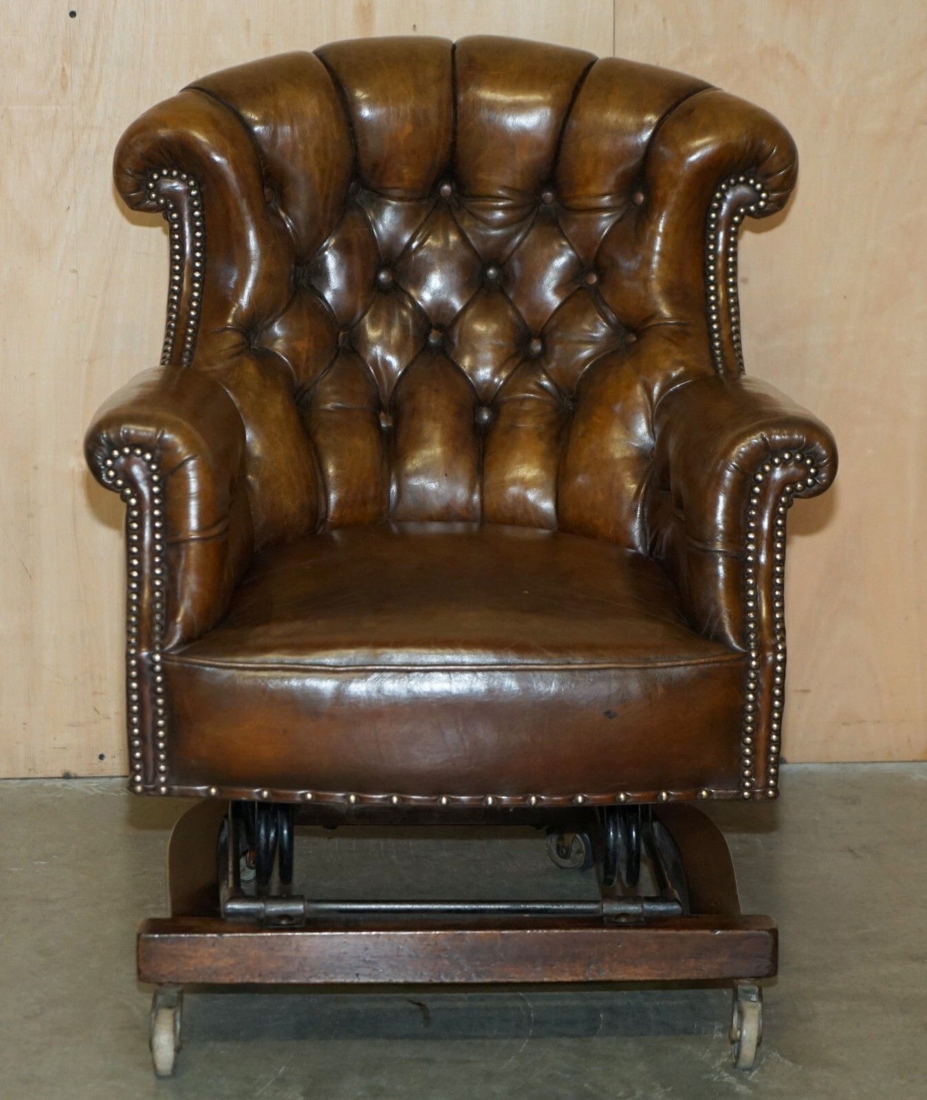 Fine Antique Victorian Harrington's Cradle Rocking Chesterfield Leather Armchair photo for sale