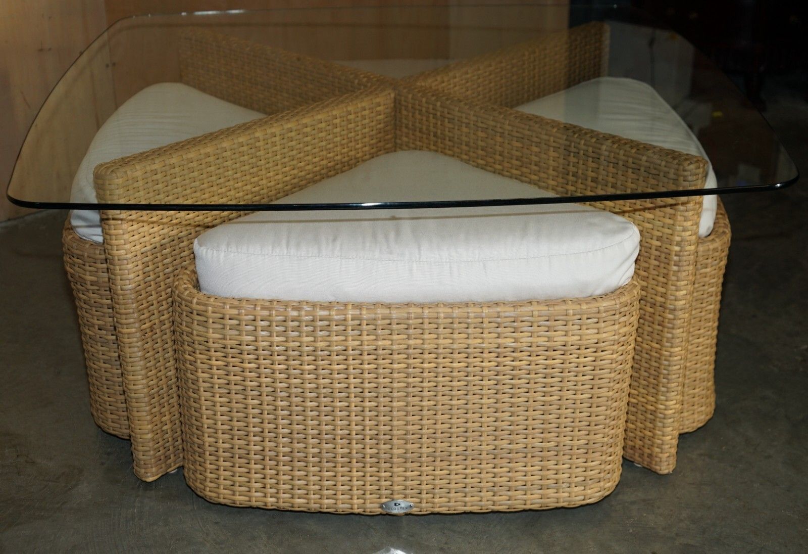 Expensive Gloster Garden Table Set On Wheels Glass & Wicker photo 1350.0