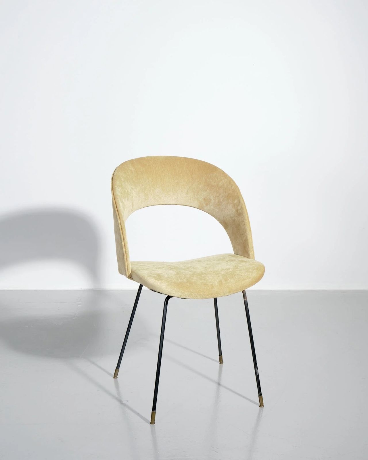 Gastone Rinaldi Pair Of Chairs Model. Du photo furniture