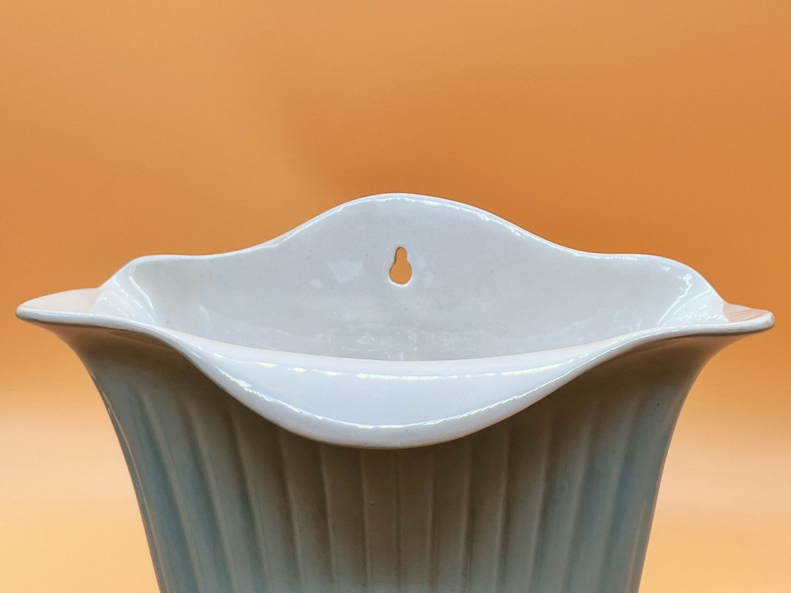 Mcm Clarice Cliff Pottery Modernist Wall Pocket / Vase Designed By Ry Goodden. 16a. photo furniture