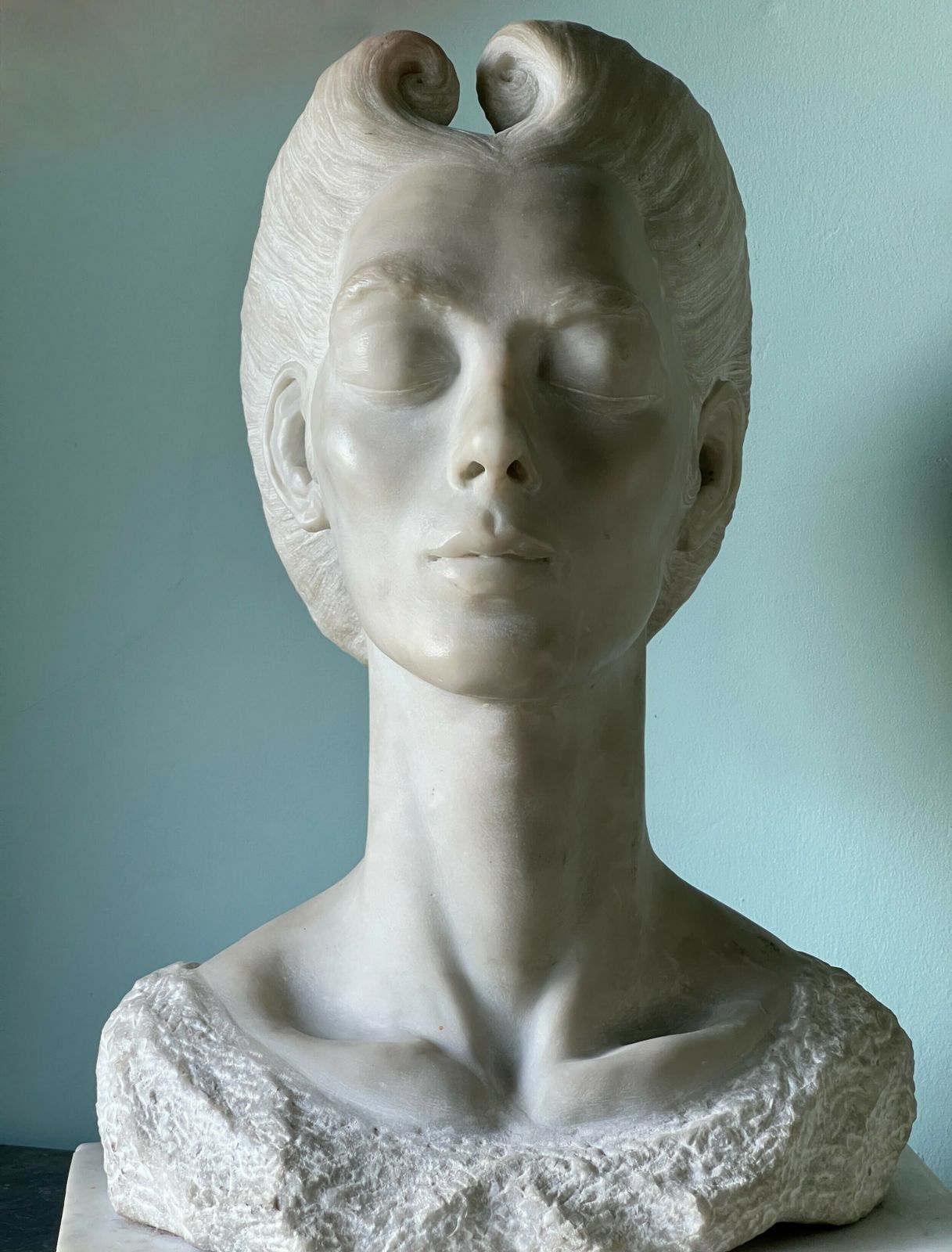 An English Marble Bust Of A Lady photo buy