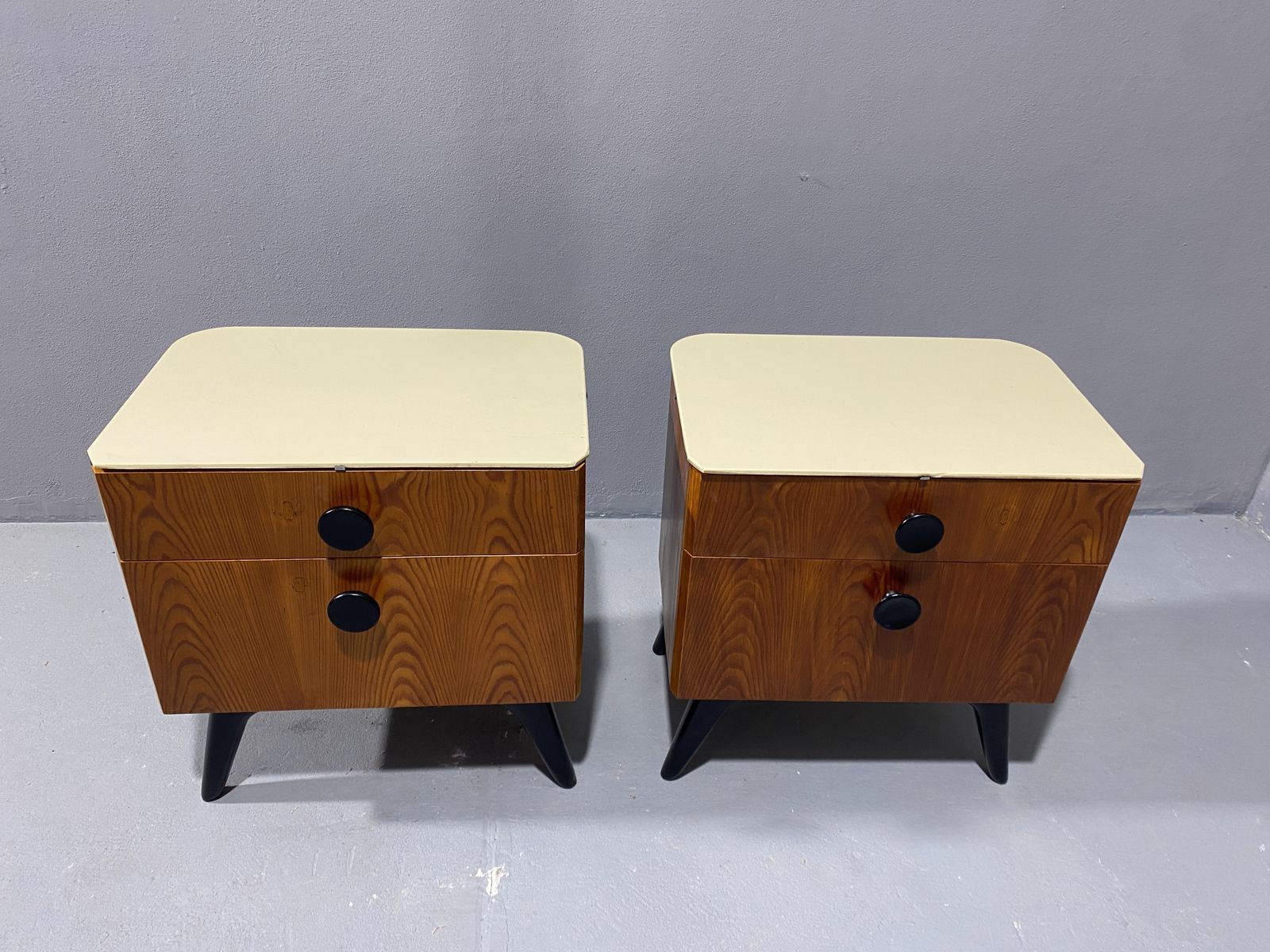 Fully Restored Night Stands By Jindřich Halabala For úp Závody, 1950s, Czechoslovakia photo vinterior