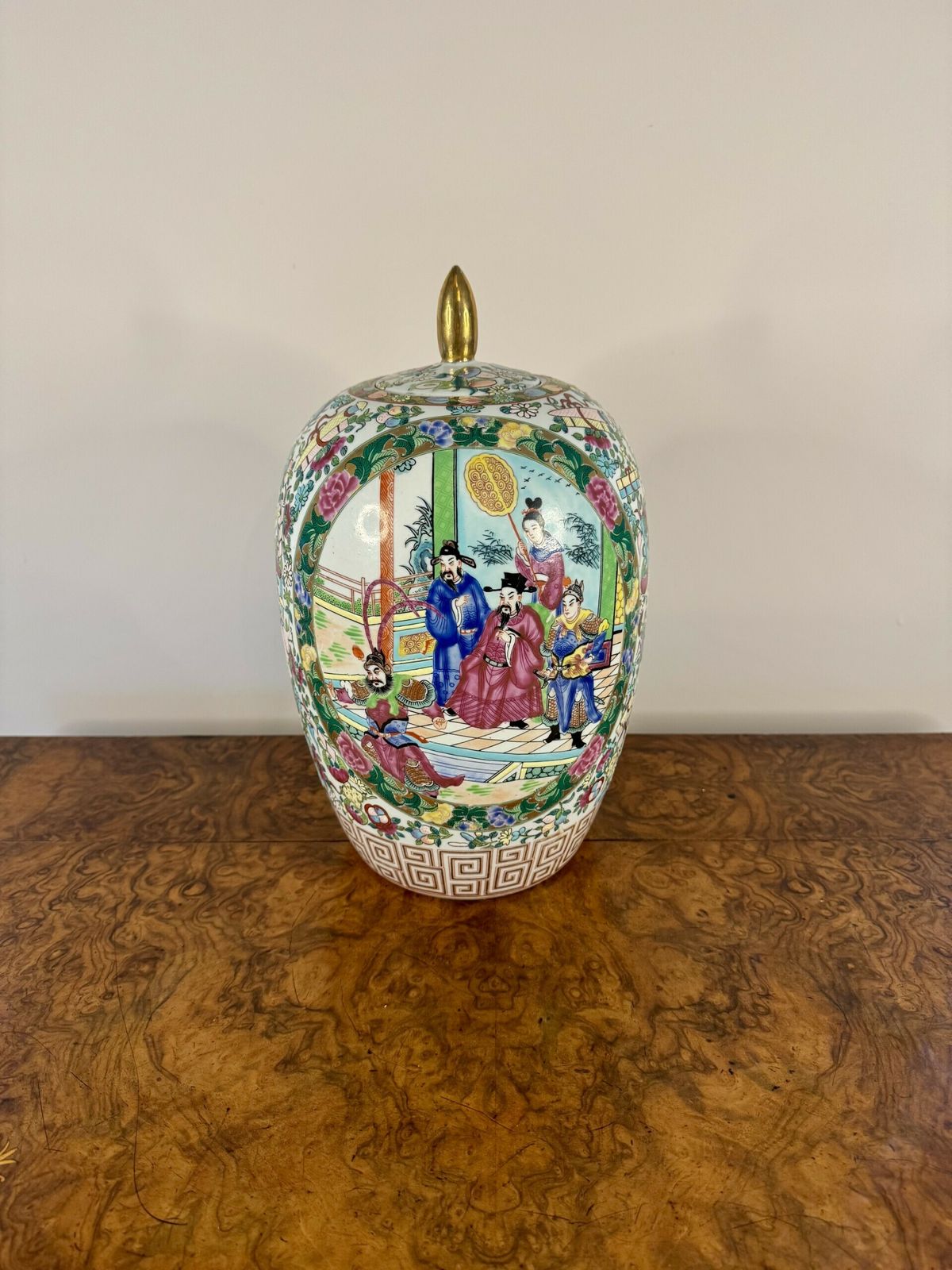 Quality Early 20th Century Chinese Famille Rose Vase And Cover photo vinterior