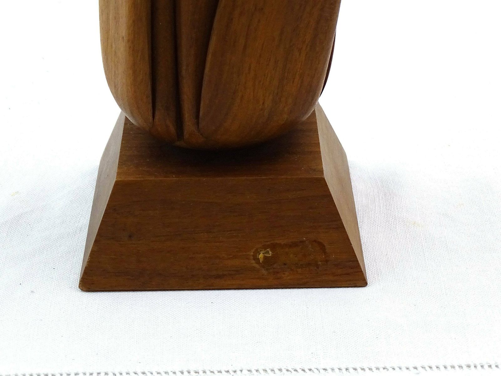 Large Vintage Mid Century Modern Teak Wood Sculpture Of Cat Tails, Retro Wooden 1960s Decorative Ornament Of Wood, Mcm Table Center Piece photo buy