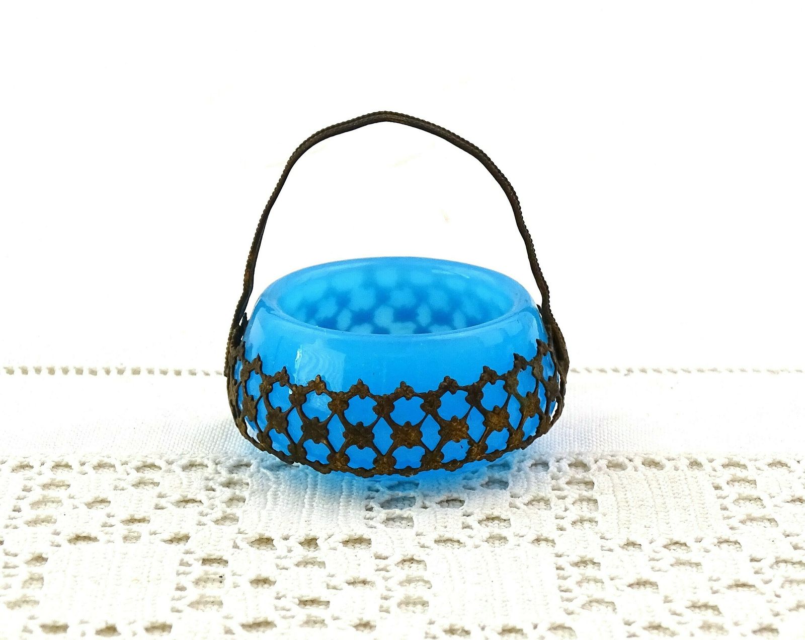 Tiny Antique 19th Century Blue Opaline Glass Basket With Omalu Metal Handle, Small Vintage Table Cruet Salt Dish In Blue Milk Glass France