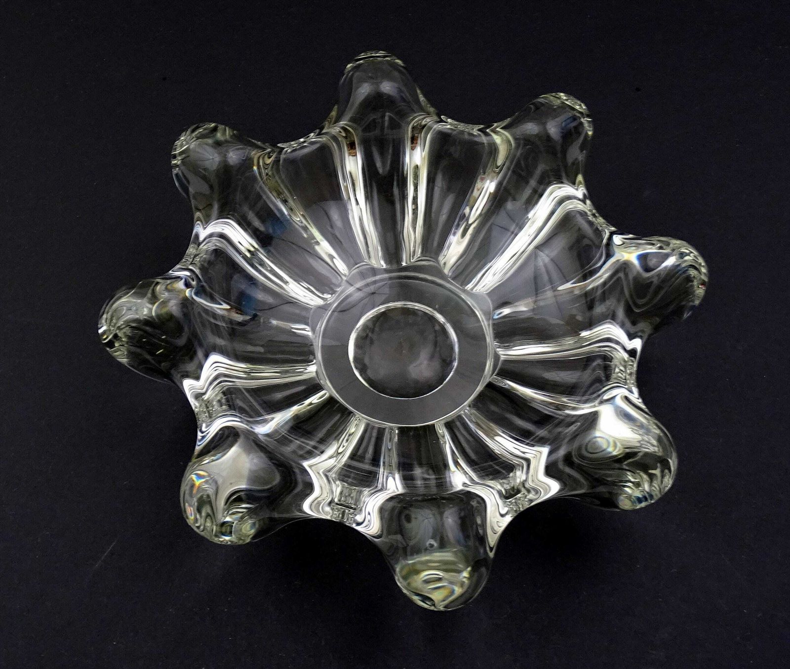 Large Vintage French Mid Century Crystal Glass Bowl, Retro 1960s Clear Art Glass Center Piece From France, Chunky Glassware Ashtray photo vinterior