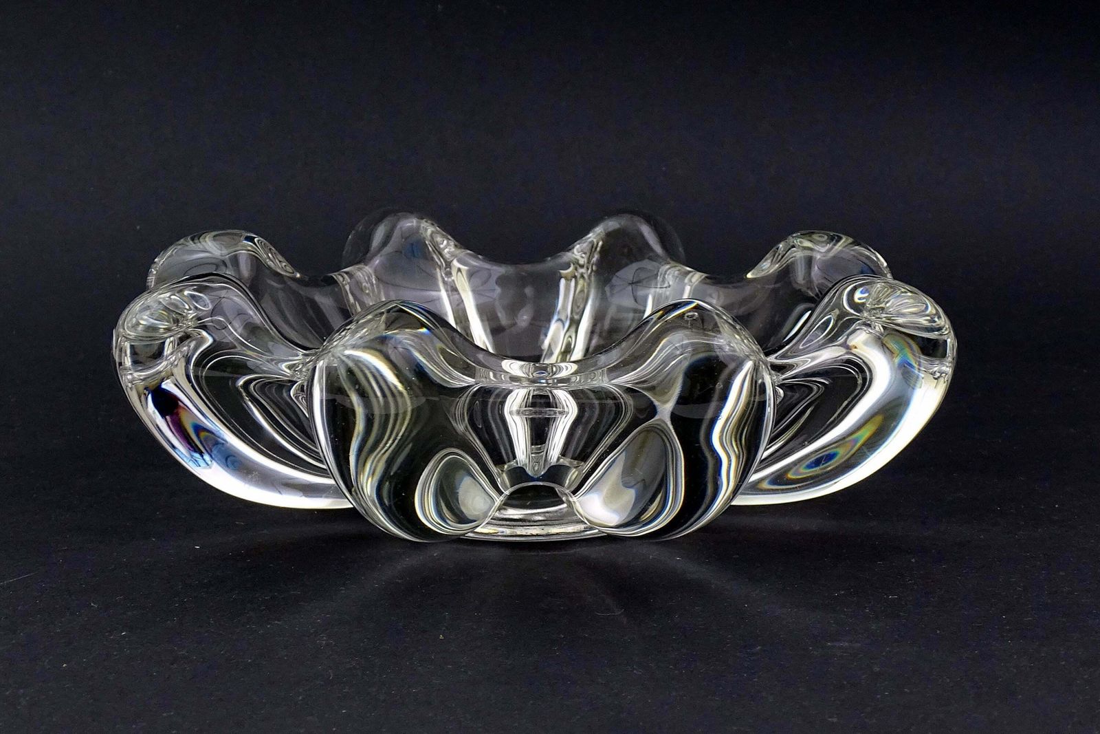 photo furniture Large Vintage French Mid Century Crystal Glass Bowl, Retro 1960s Clear Art Glass Center Piece From France, Chunky Glassware Ashtray