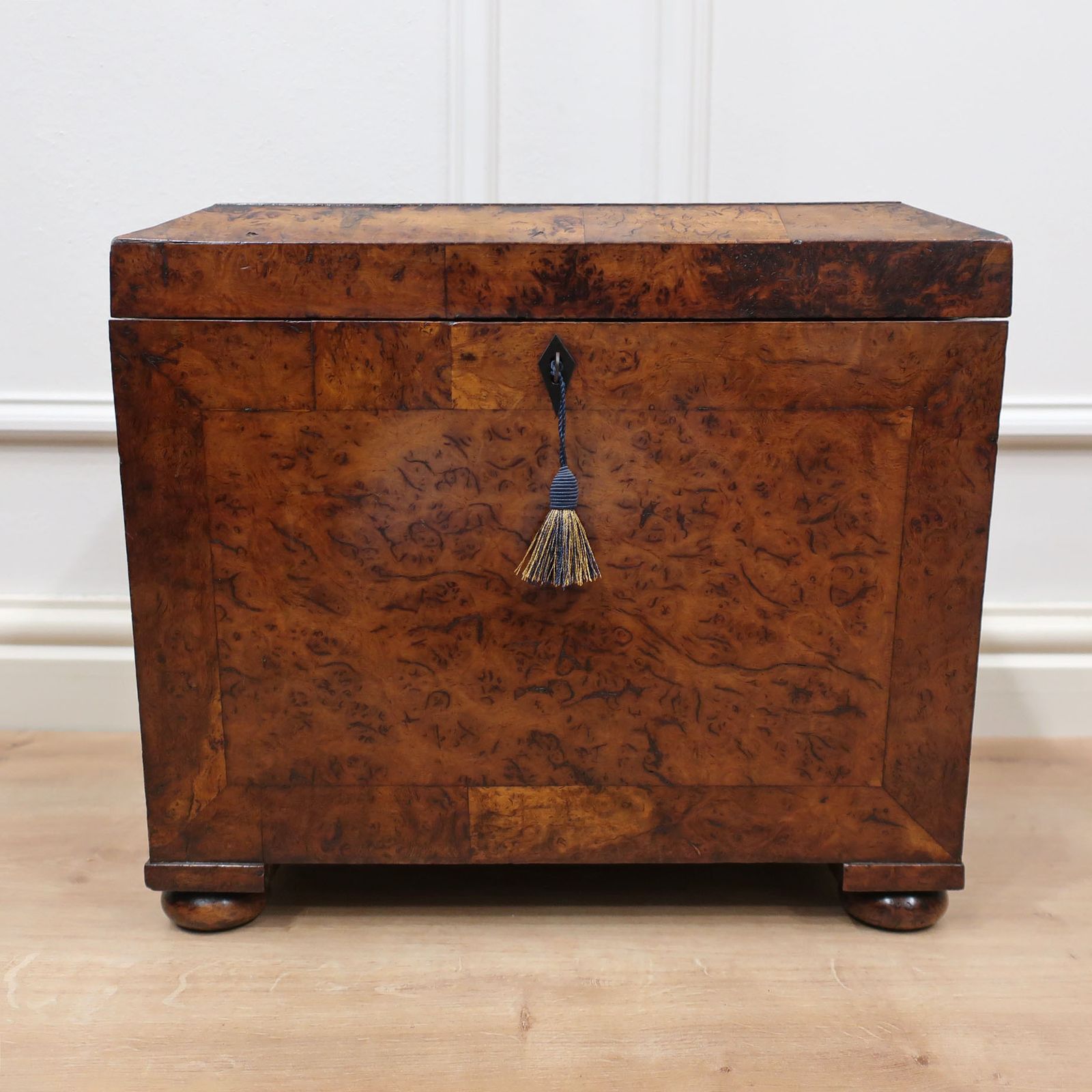 Georgian Pollard Oak Cellarette photo vintage