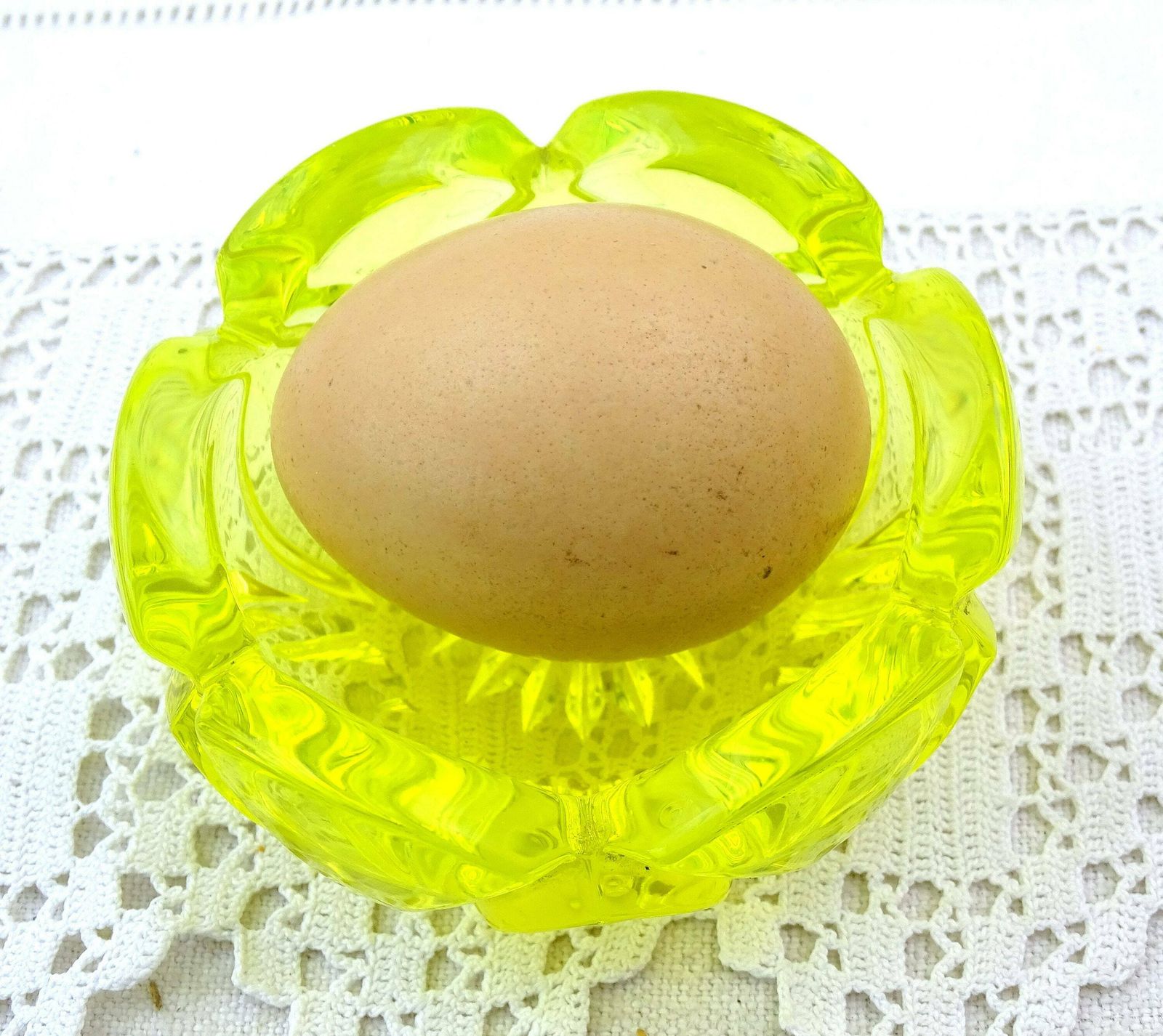 Small Antique Uranium Crystal Glass Trinket Round Dish, Retro Green Yellow Glassware Condiment Accessory From France, Glowing Glass Curio photo 75.0