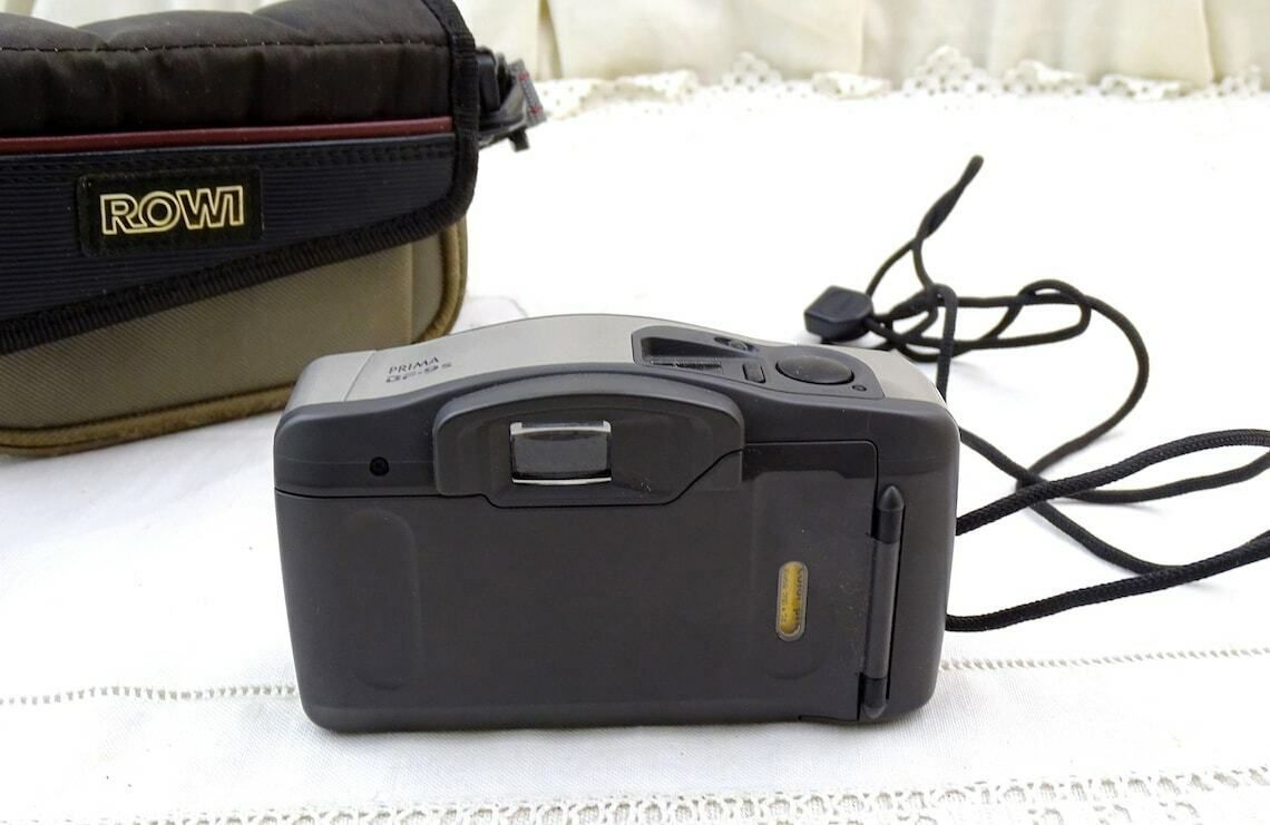 Vintage Canon Prima Bf 9s Film Photo Analog Camera With Carrying Case, Retro 1990s Photography Camera, Kodak Style Photographic Photograph photo vinterior