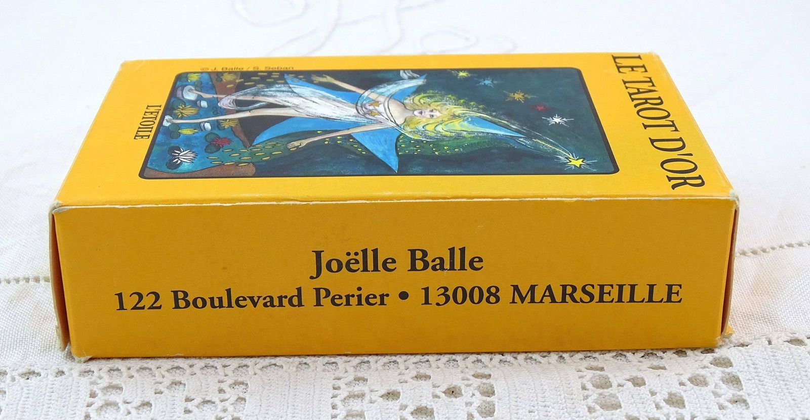 photo furniture Vintage French Complete Tarot Pack Le Tarot D'or By Joelle Balle Safran Collection, Retro Big Fortune Telling Cards From France, Divination